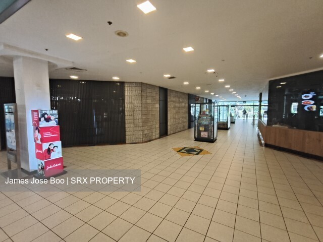 Forum Galleria Shopping Centre (D9), Retail #635979041